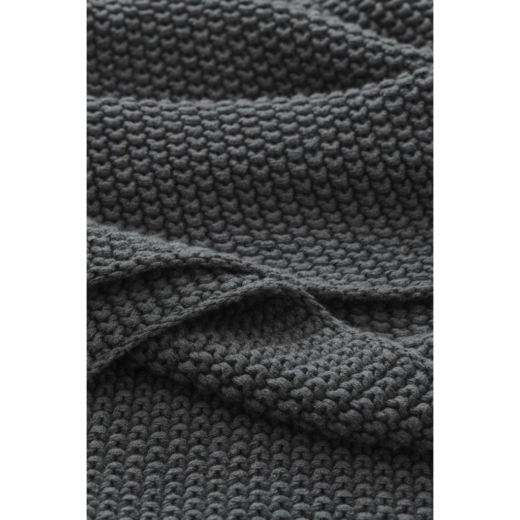 410138