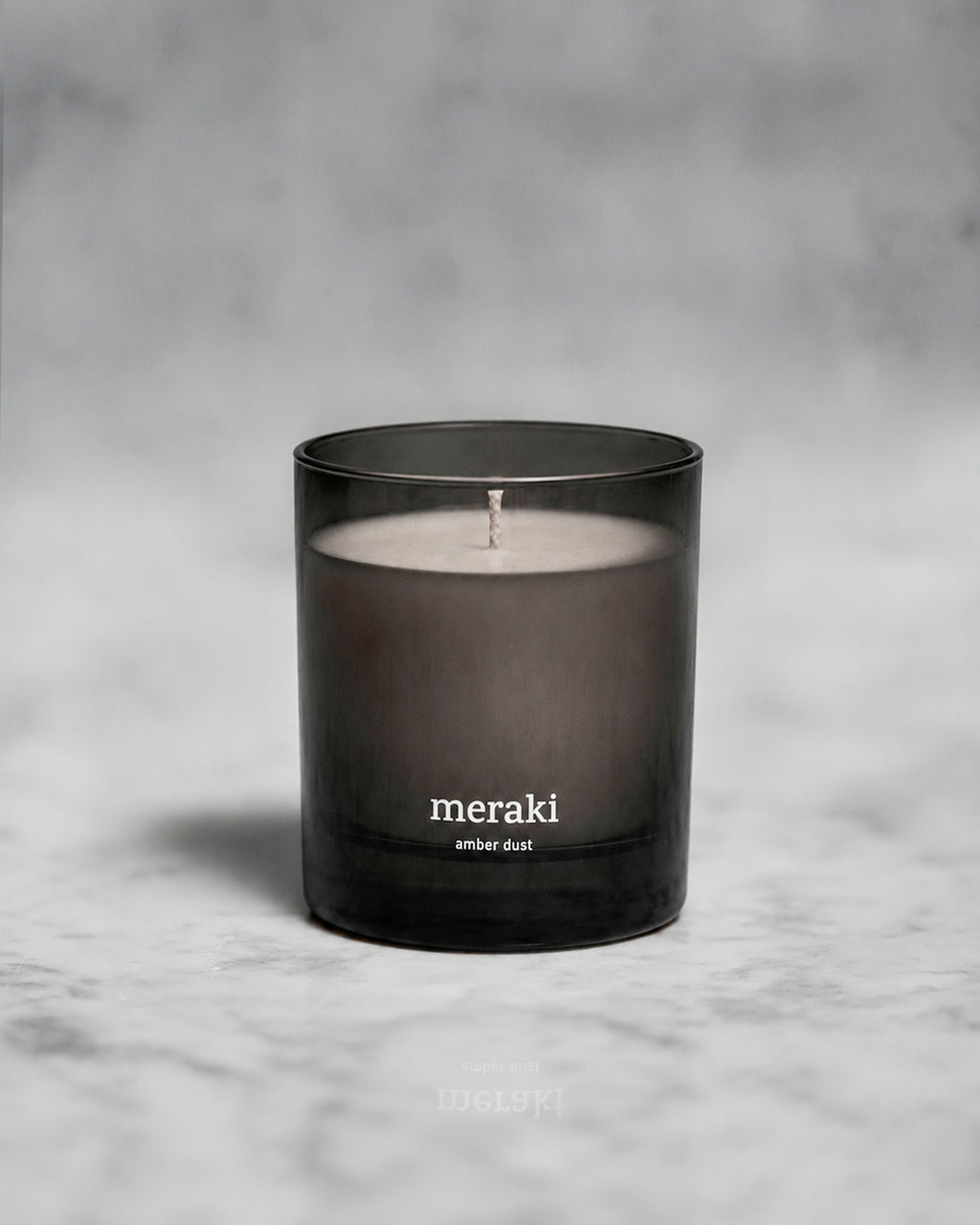 Meraki Amber Dust Duftkerze