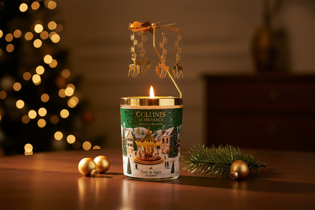 Collines de Provence Noël Tannenwald Parfümierte Kerze Karussell 360g