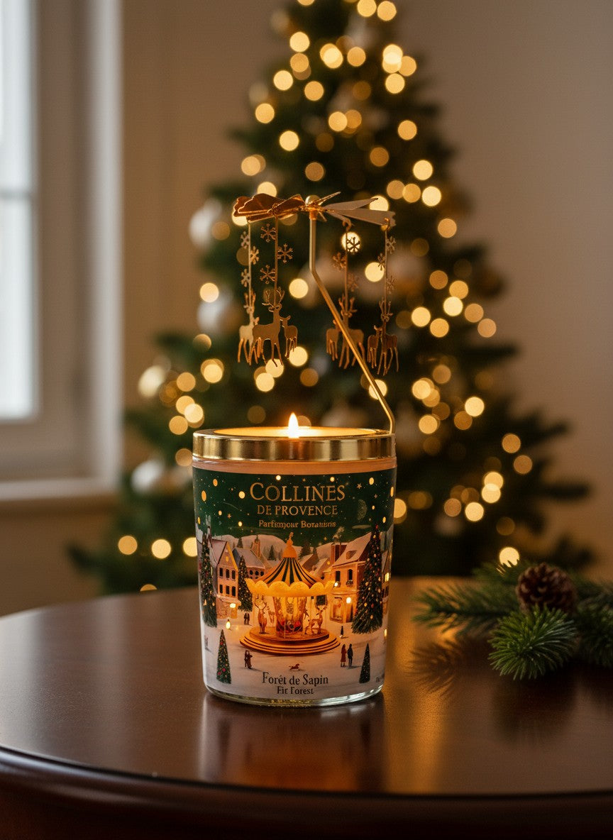 Collines de Provence Noël Tannenwald Parfümierte Kerze Karussell 360g