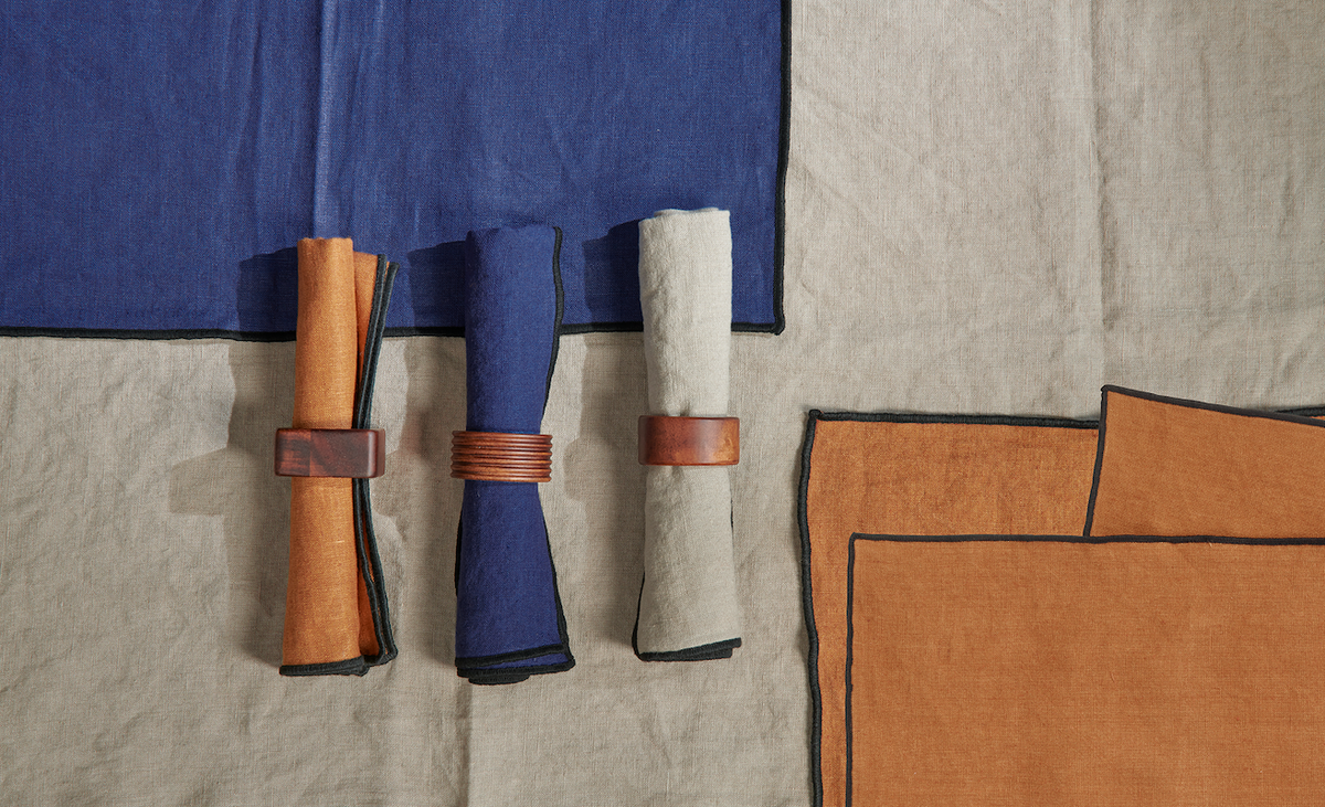 VI tablelinen-stonewashed-napkinrings_7a1228e6-7ec1-4e05-a2e5-d4cd55b2933c.png